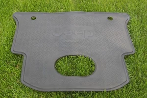2015 UP JEEP WRANGLER 4DR WITH SUBWOOFER CARPET / RUBBER CARGO TRUNK MAT OEM  - Picture 1 of 9