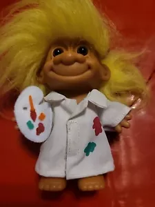 Vtg 90s 4” Russ Troll Doll Artist Painter, Palette, Pink Hair & Beret Collector - Picture 1 of 5