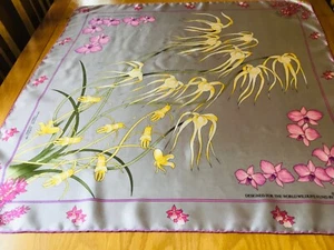 RARE CORNELIA JAMES VTG SILK SCARF FOR WORLD WILDLIFE FUND. 31 x 30 INCHES h - Picture 1 of 8