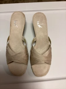 White Mountain Women Sandal Courtney Natural Size 8W - Picture 1 of 11