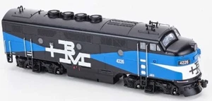 Bowser 24625 HO EMD F3A Phase 1 mit LokSound & DCC Boston & Maine #4226 - Bild 1 von 2