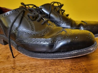 Zapatos de vestir Oxford de cuero negro para hombre 8D Brogues Canadá vintage Dack's Foto 1 de 4