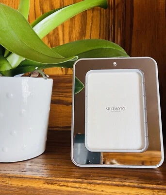 MIKIMOTO INTERNATIONAL PICTURE Photo Frame MIRRORED with Genuine Pearl 3.5” X 5” - Image 1 of 4