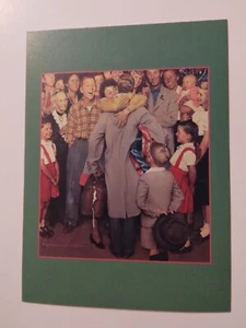 Cartolina d'epoca 1990 NORMAN ROCKWELL - NATALE RITORNO A CASA 1948 - Ecc. - Spedizione gratuita - Foto 1 di 2