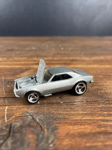 Hot Wheels '67 Camaro 1982 Malaysia Vintage Silver Blackwall Wheels Opening Hood - Picture 1 of 10