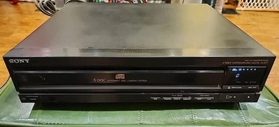 Sony CDP-C401 5 DISC CD Changer Cleaned Tested No Remote  - Image 1 of 4