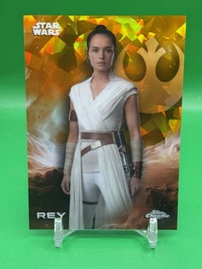 Rey 2025 Topps Chrome Star Wars Sapphire Edition #155 Gold 04/50 - Picture 1 of 2