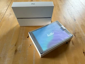 Apple iPad 9. Generation, Farbe Space Grau, 64GB, Wi-Fi, OVP, Display gebrochen - Afbeelding 1 van 4