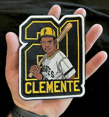 RARE Roberto Clemente 21 Pittsburgh Pirates 5in Iron Sew On Embroidered Patch - Image 1 of 3