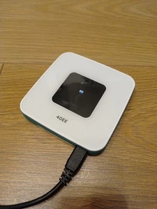 Mini hotspot 4G EE 4GEE Mobile Wi-Fi Mi-Fi OSPREY Y855V bon état. - Photo 1/5
