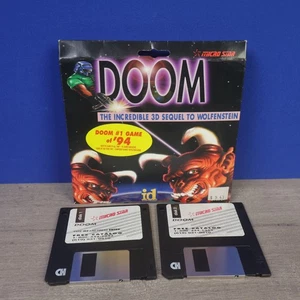 Doom - PC Micro Star Floppy Disc 3,5 pollici software ID vintage 2 dischi - Foto 1 di 3