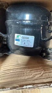 HuaJun QD30 R134a refrigerator compressor - Picture 1 of 5