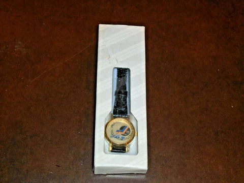 1992 ST. LOUIS BLUES WOMENS 25 YEAR 1967-1992 ANNIV WATCH ORIGINAL BOX NEW Cover