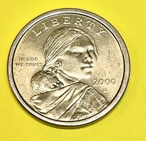 2000-D Sacagawea One Dollar Coin US Liberty Gold Color Circulated. - Picture 1 of 2