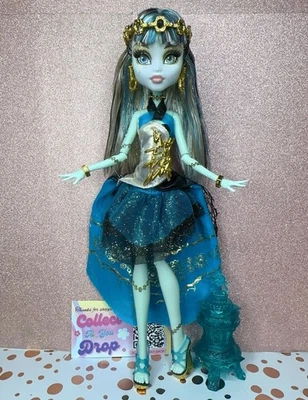 Monster High 13 Wishes Frankie Stein Doll COMPLETE W/ Lantern - Image 1 of 4