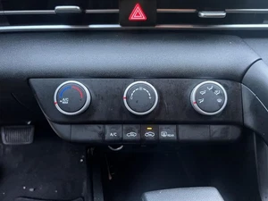 Temperature Control Korea Built US Market Fits 21-23 ELANTRA 214383 - Picture 1 of 12
