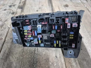 Cabin Fuse Box DODGE PICKUP 1500 21 - Picture 1 of 3
