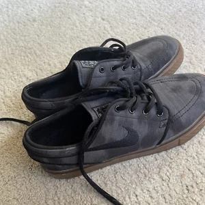 New Nike Sb Zoom Stefan Janoski Rm Black/dark Grey Men Size 6 Women 7.5 - Picture 1 of 9