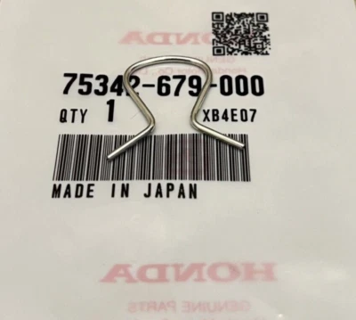 Genuine OEM Honda Accord Civic CRX Integra Window Crank Handle Retaining Clip - Image 1 of 2