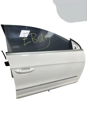 2011 2012 Volkswagen CC Front Right Door Shell OEM Used  Sold As Is - Imagem 1 de 4