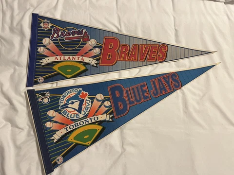 Vintage 1990’s Wincraft MLB Pennants ~ Lot of 2 Pennants ~ Braves ~ Blue Jays Cover