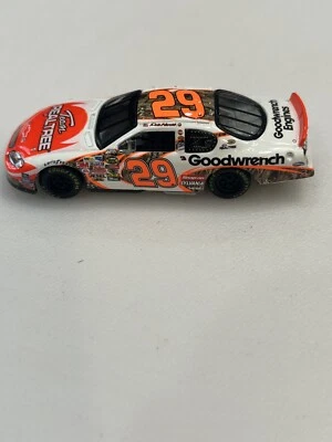 KEVIN HARVICK RCCA DIECAST 1/64 2004 #29 GM Goodwrench/Realtree; No Card - Image 1 of 4