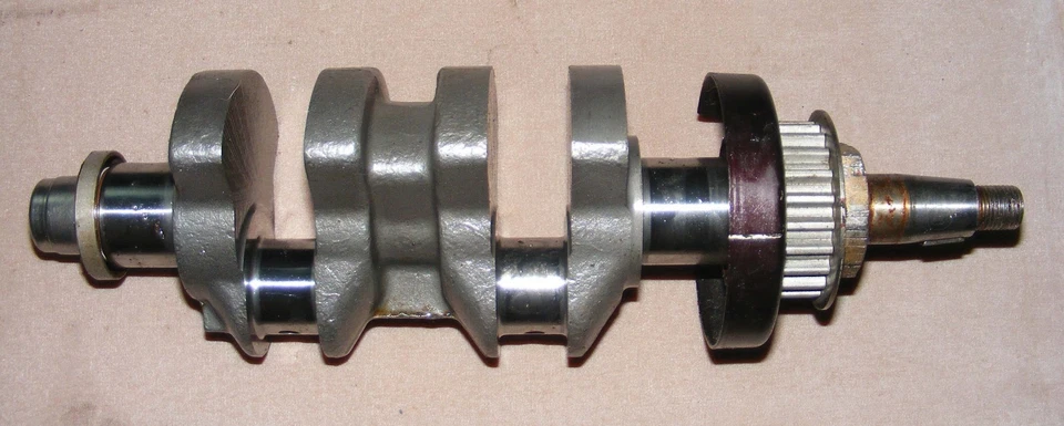 Johnson 15 HP 4 Stroke Crankshaft Assembly PN 0337184 Fits 1995-2001 - Image 1 of 4