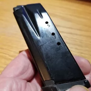 Ruger Factory Magazine for the SR40C - Picture 1 of 4