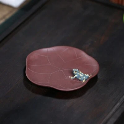 Soporte creativo para taza de té rana estatua artículos de arte hechos a mano Yixing Zisha arcilla púrpura Foto 1 de 4