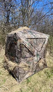 Pop Up Deer Hunting Ground Blind Real Tree Portable Turkey Blind - Picture 1 of 10