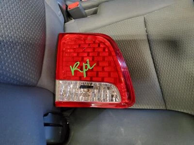 Conjunto de luz trasera izquierda usado se adapta a: Kia Sorento L. 2013 tapa montada incandescente Foto 1 de 4