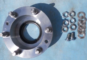 MG TA TB TC REAR HUB BEARING CARRIER WITH STUDS, NUTS & SEAL - Picture 1 of 2