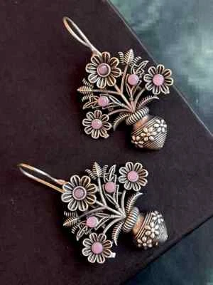 Серьги-гвоздики в форме цветочного горшка окисленные - Изображение 1 из 3