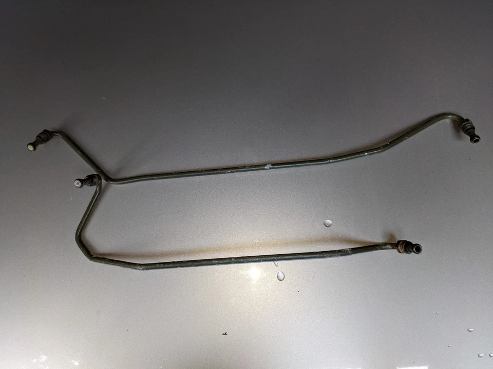 Jaguar XKR XK8 Rack And Pinion hydraulic pipes - Image 1 of 1