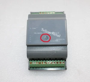 JOHNSON CONTROLS RL-8400-1 RELAY MODULE - Picture 1 of 11