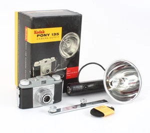 KODAK PONY 135 MODEL B, 51/4.5 KODAK ANASTON, BOXED, STIFF FOCUS/cks/198006 - Picture 1 of 5