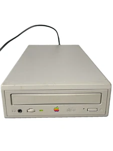 Apple Vintage AppleCD 300e Plus CD-ROM Laufwerk M2918, Powers On - Bild 1 von 6