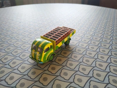 Corgi " COLLECTION HERITAGE N° 72910 " SAVIEM BRASSEUR PERRIER  - Photo 1/4