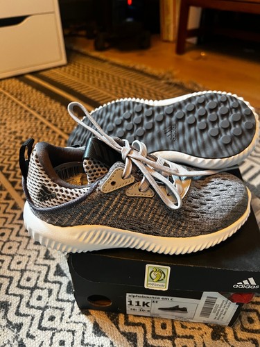 ADIDAS KIDS ALPHABOUNCE EM C RUNNER GRIGIO GRIGIO BIANCO BW1176 11k US M