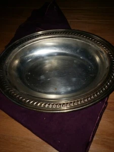 LANCASTER SILVER COMPANY OVAL BREAD SERVING DISH FREE SHIPPING PRE 1940S - Picture 1 of 5