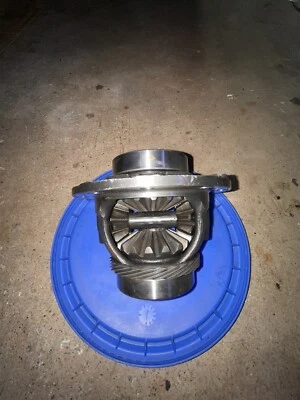 02-06 Honda CRV CR-V manual transmission M/T Differential K24A1 AWD - Image 1 of 4