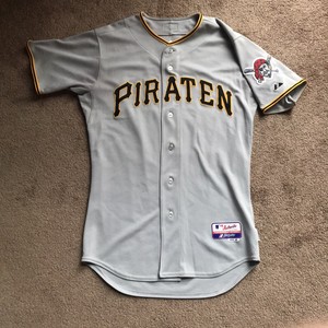 pittsburgh pirates gray jersey