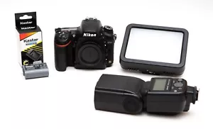 Nikon D D750 24.3 MP Digital SLR Camera Body Only + Extras (USA Model) - Picture 1 of 12