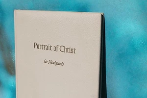 Portrait of Christ for Newlyweds 1996, Hardcover - Imagen 1 de 9