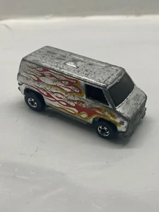 Hot Wheels Chrome Super Van With Red Yellow Flames - Picture 1 of 7