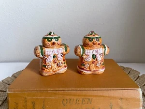 Vintage Gingerbread Salt and Pepper Shakers Set Ceramic Figurines Holiday Decor - Picture 1 of 6