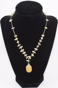 Women's Express Beige Yellow Natural Stone Shell Silver Tone Chain Necklace - Picture 1 of 1