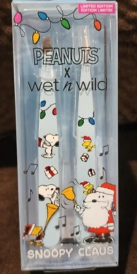 PEANUTS x WET N WILD 2 PIECE TWEEZER SET LIMITED EDITION SNOOPY CLAUS NEW - Image 1 of 2