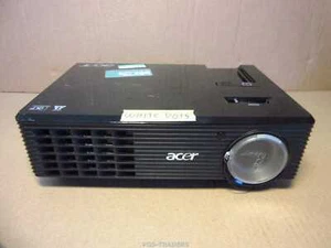 ACER X110 Projector Beamer XGA DLP 2700 LUMENS VGA - WHITE DOTS ON PROJECTION - Bild 1 von 4