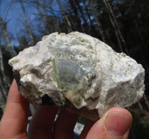 MAINE GREEN TOURMALINE PINK COOKEITE GOLDEN MUSCOVITE BLACK TOURMALINE QUARTZ - Picture 1 of 12